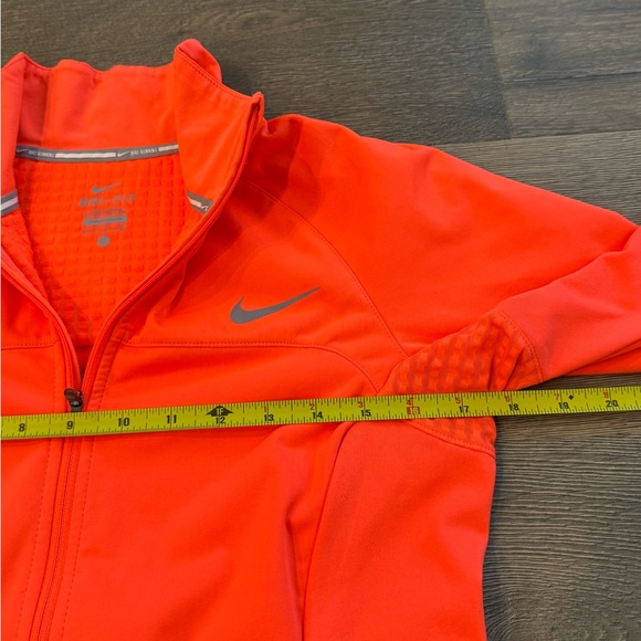 Nike Dri-Fit Running Reflective Neon Orange Full Zip Workout Jacket - Picture 9 of 10